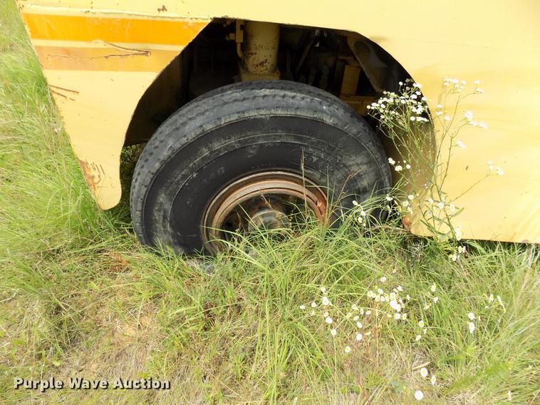 image for item DB9534 Grove crane