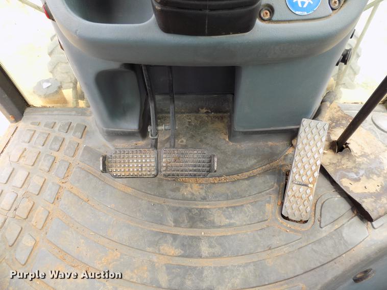 image for item DB9536 1997 New Holland 555E backhoe