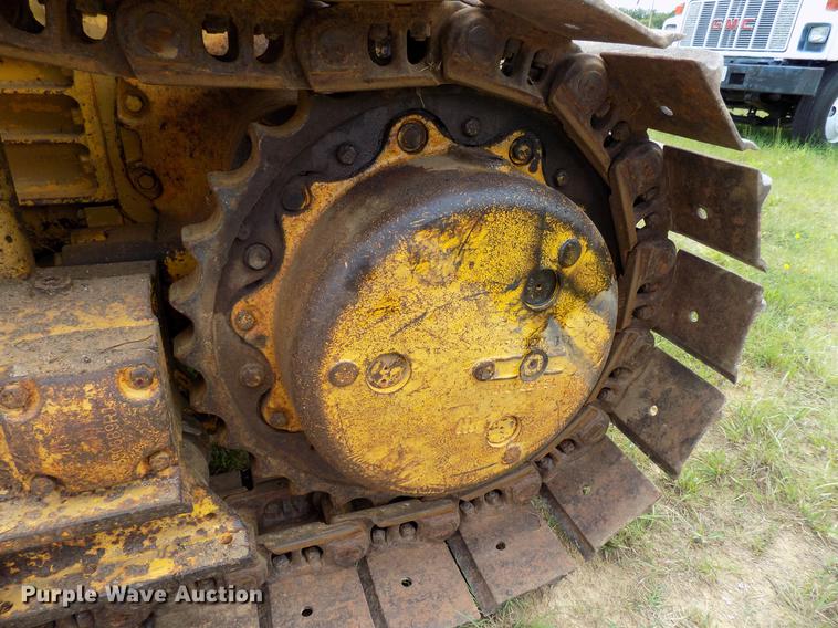 image for item DB9537 1971 International TD15 dozer