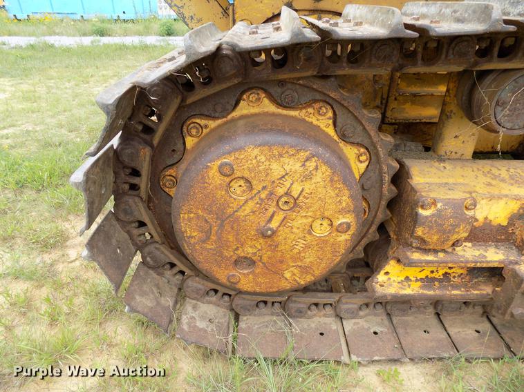 image for item DB9537 1971 International TD15 dozer