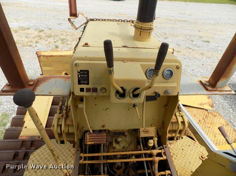 image for item DB9538 1990 Komatsu D20P dozer