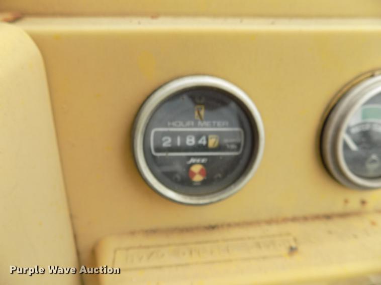 image for item DB9538 1990 Komatsu D20P dozer