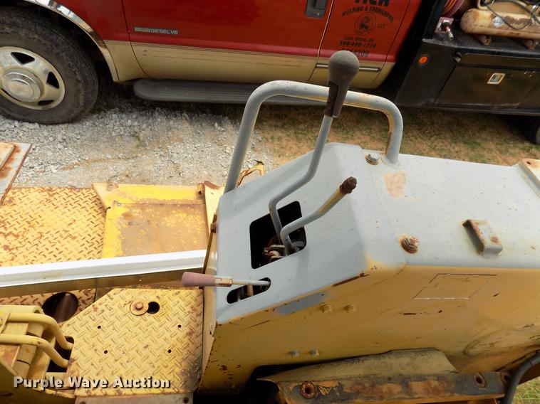 image for item DB9538 1990 Komatsu D20P dozer