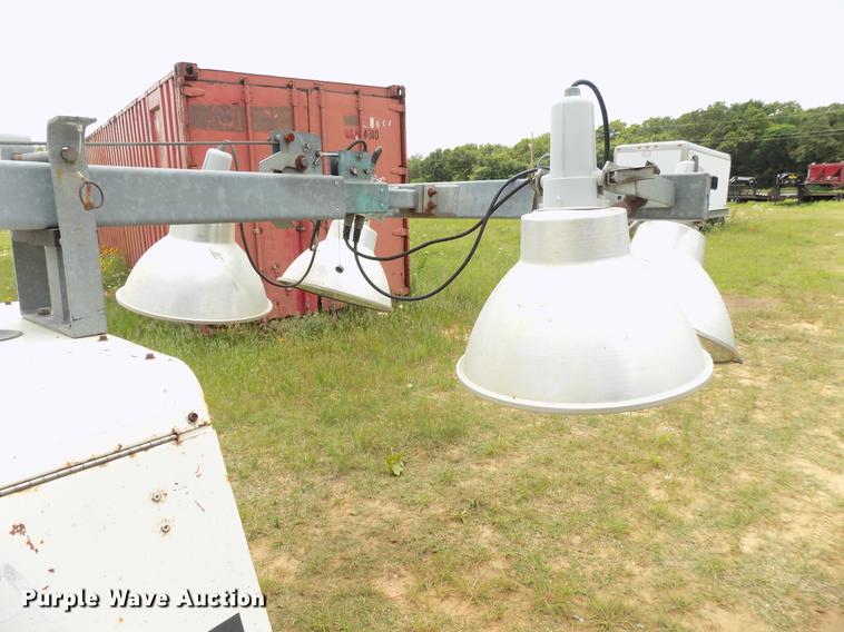 image for item DB9540 2008 Terex AII4000 light plant