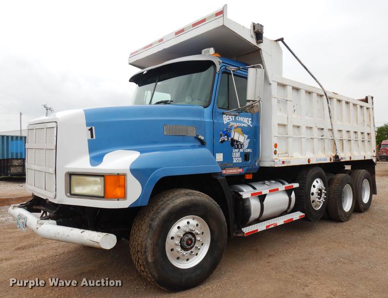 image for item DB9635 2000 Mack CH612 dump truck