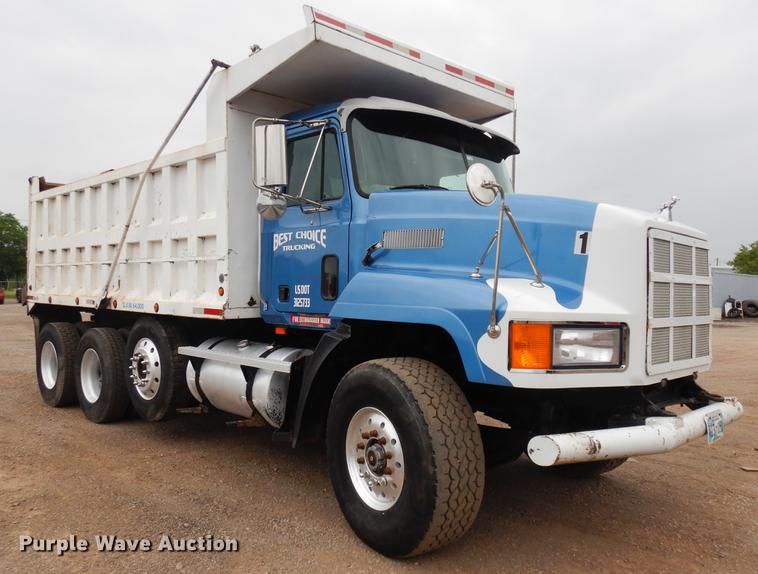 image for item DB9635 2000 Mack CH612 dump truck