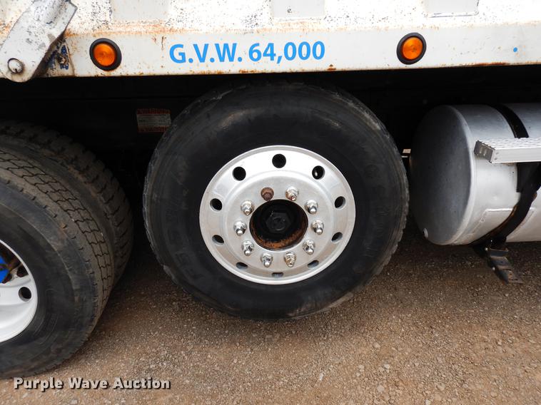 image for item DB9635 2000 Mack CH612 dump truck