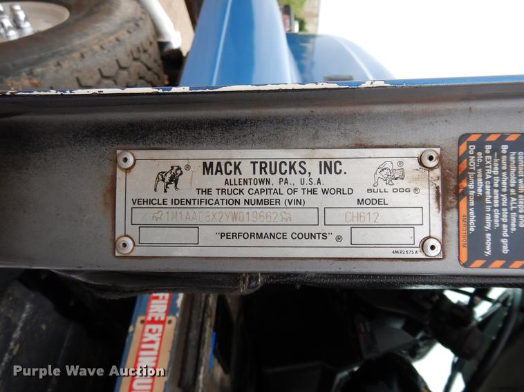 image for item DB9635 2000 Mack CH612 dump truck