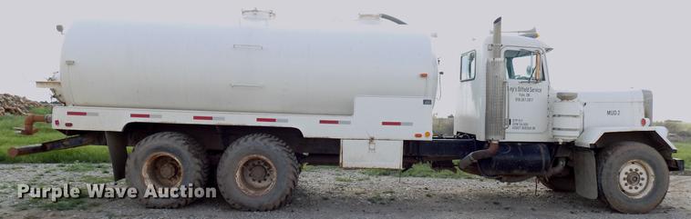 image for item DB9678 1981 Peterbilt 359 vacuum truck
