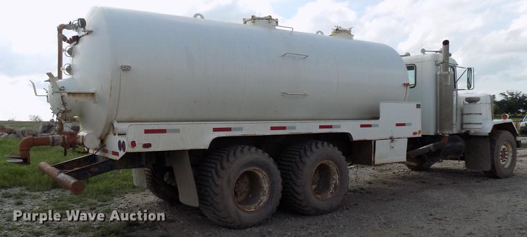 image for item DB9678 1981 Peterbilt 359 vacuum truck