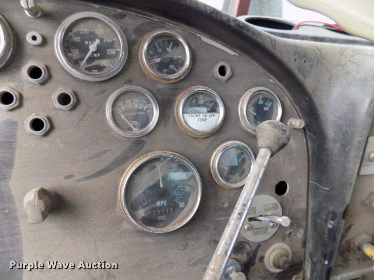 image for item DB9678 1981 Peterbilt 359 vacuum truck