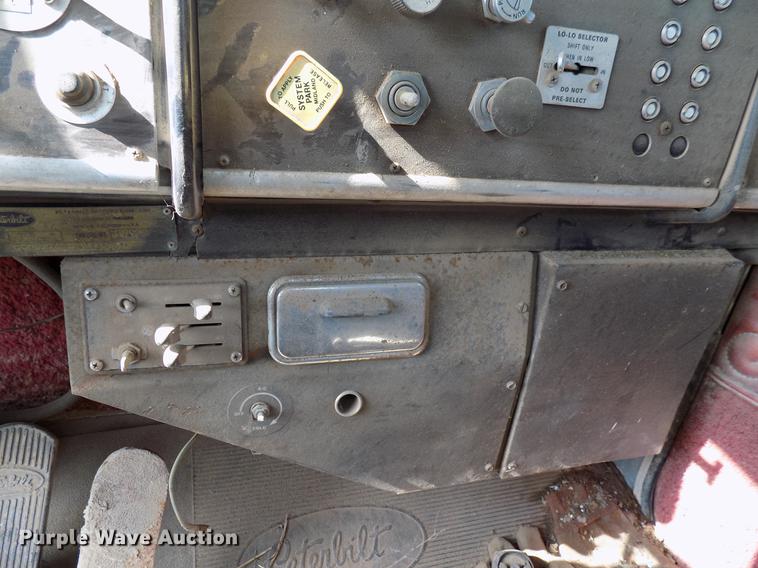 image for item DB9678 1981 Peterbilt 359 vacuum truck