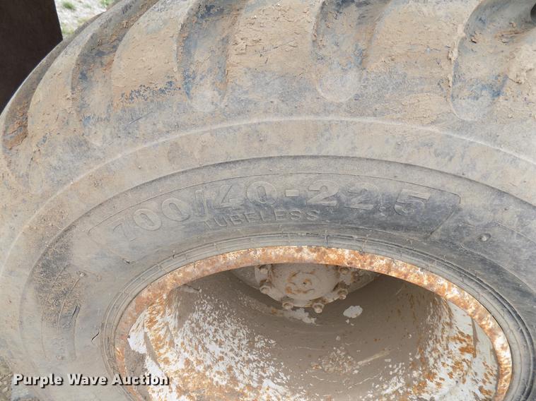 image for item DB9678 1981 Peterbilt 359 vacuum truck