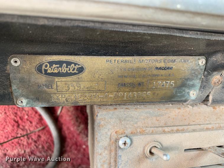 image for item DB9678 1981 Peterbilt 359 vacuum truck