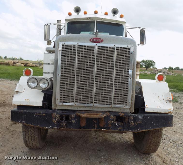 image for item DB9679 1981 Peterbilt 378 vacuum truck