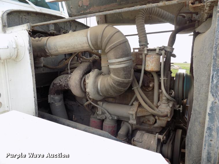 image for item DB9679 1981 Peterbilt 378 vacuum truck