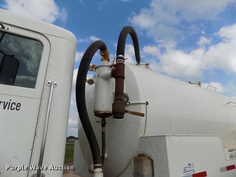image for item DB9679 1981 Peterbilt 378 vacuum truck
