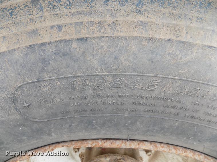 image for item DB9679 1981 Peterbilt 378 vacuum truck