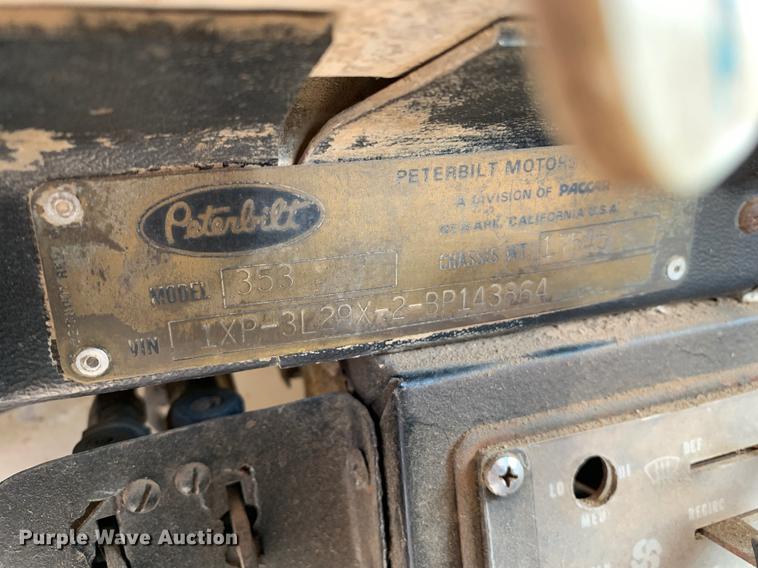 image for item DB9679 1981 Peterbilt 378 vacuum truck