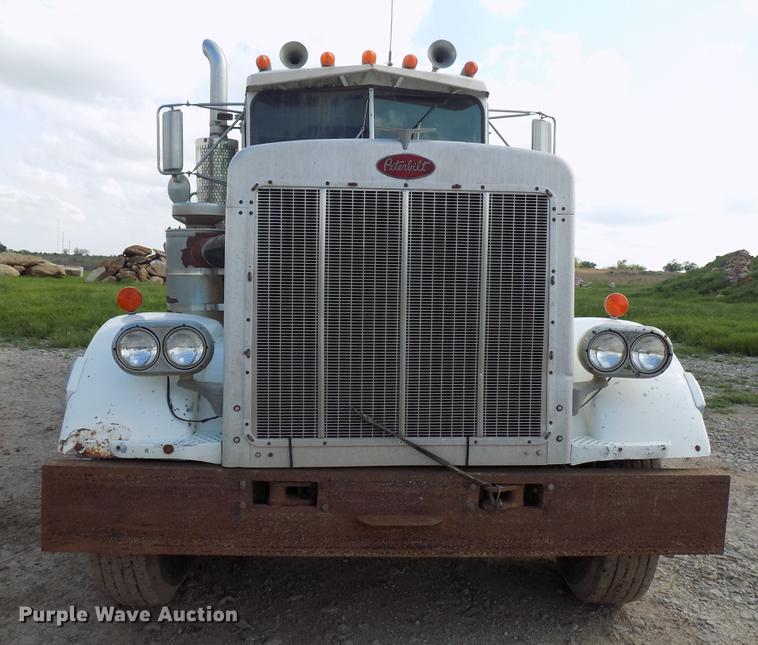 image for item DB9680 1985 Peterbilt 382 vacuum truck