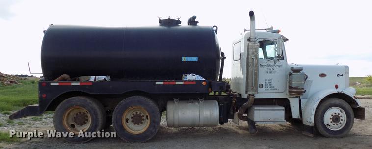 image for item DB9680 1985 Peterbilt 382 vacuum truck