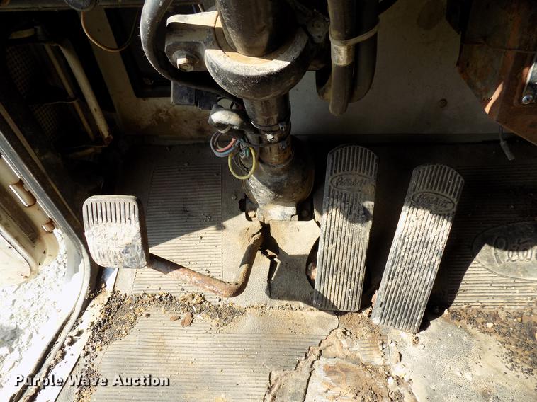 image for item DB9680 1985 Peterbilt 382 vacuum truck