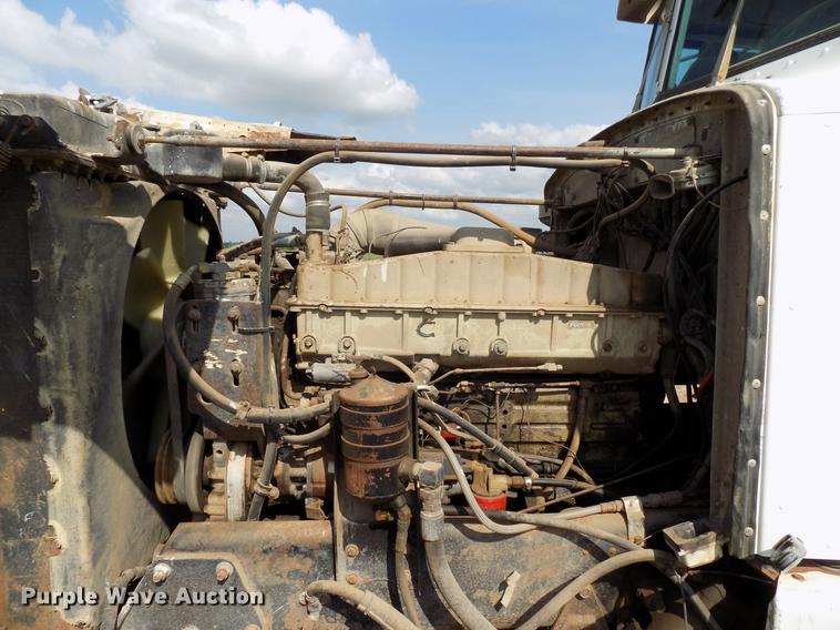 image for item DB9680 1985 Peterbilt 382 vacuum truck