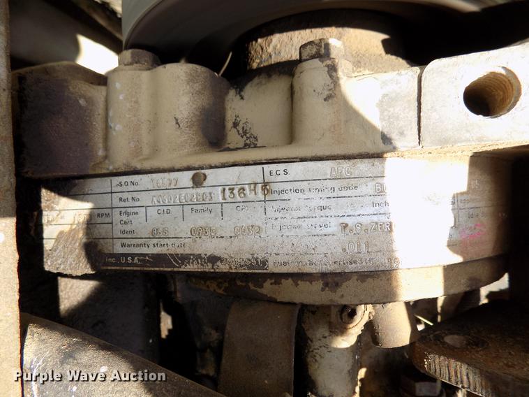 image for item DB9680 1985 Peterbilt 382 vacuum truck