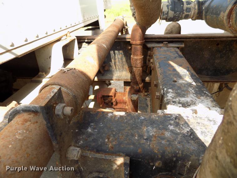 image for item DB9680 1985 Peterbilt 382 vacuum truck