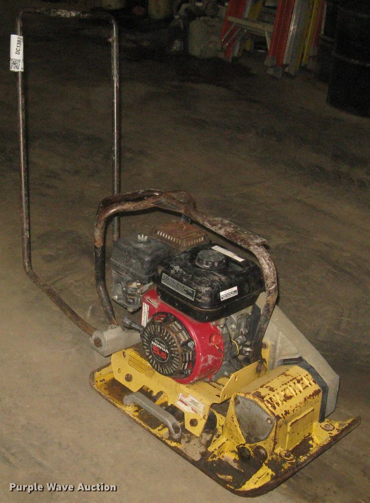 image for item DC1387 Wacker VPA1740 plate compactor