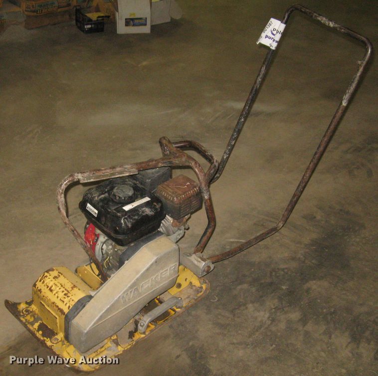 image for item DC1387 Wacker VPA1740 plate compactor