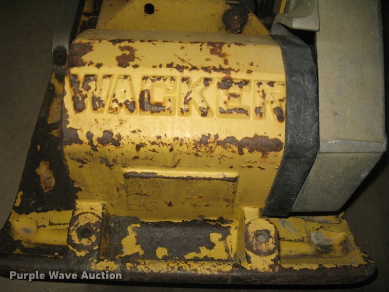 image for item DC1387 Wacker VPA1740 plate compactor