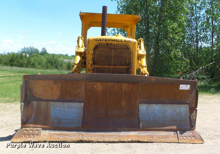 image for item DC4549 1974 Caterpillar D7F dozer
