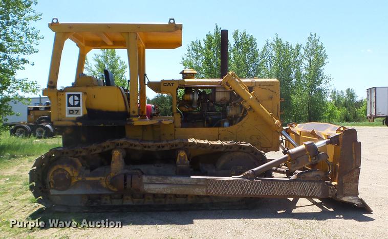 image for item DC4549 1974 Caterpillar D7F dozer