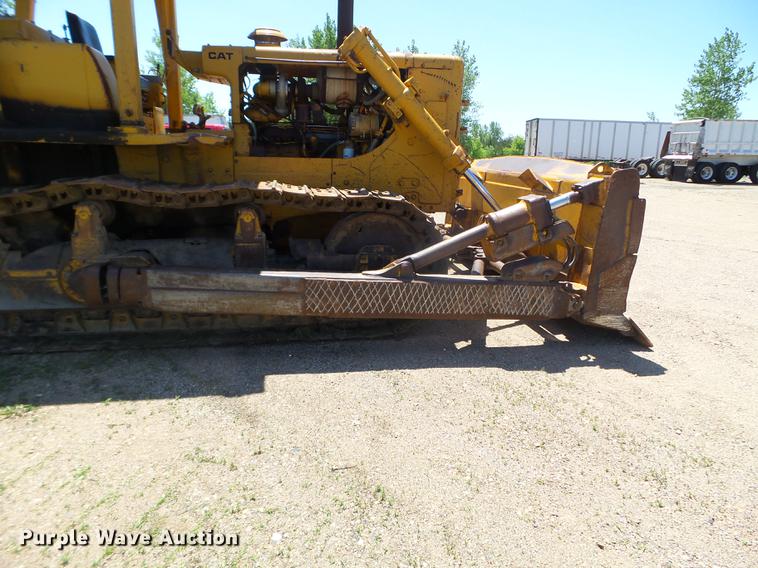 image for item DC4549 1974 Caterpillar D7F dozer