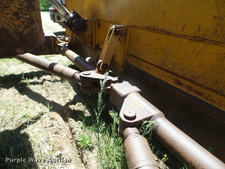 image for item DC4549 1974 Caterpillar D7F dozer