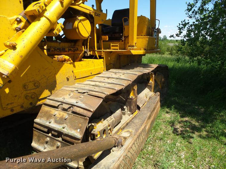 image for item DC4549 1974 Caterpillar D7F dozer