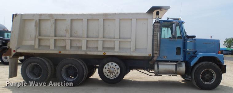 image for item DC4560 1979 GMC General dump truck