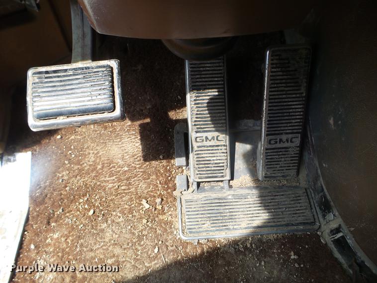 image for item DC4560 1979 GMC General dump truck