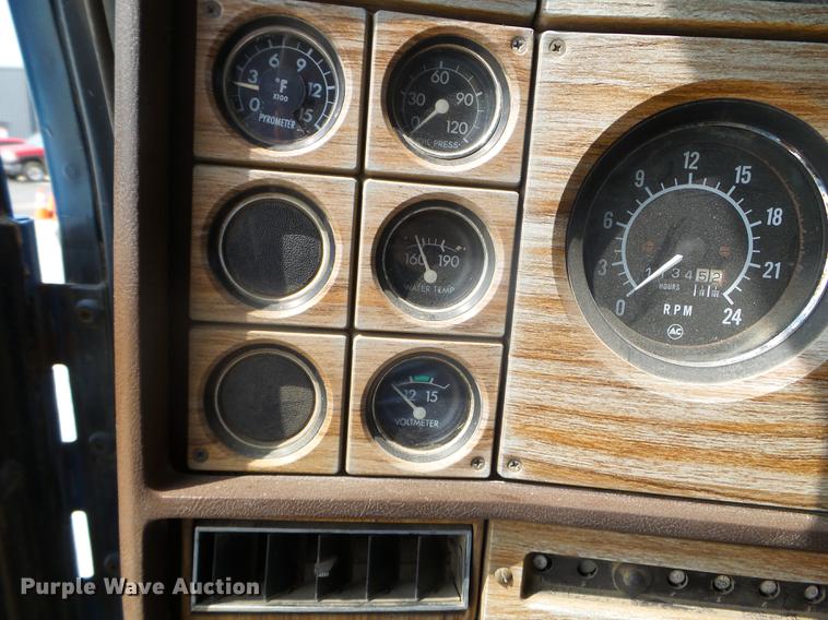 image for item DC4560 1979 GMC General dump truck