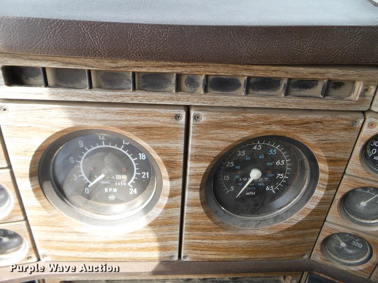 image for item DC4560 1979 GMC General dump truck