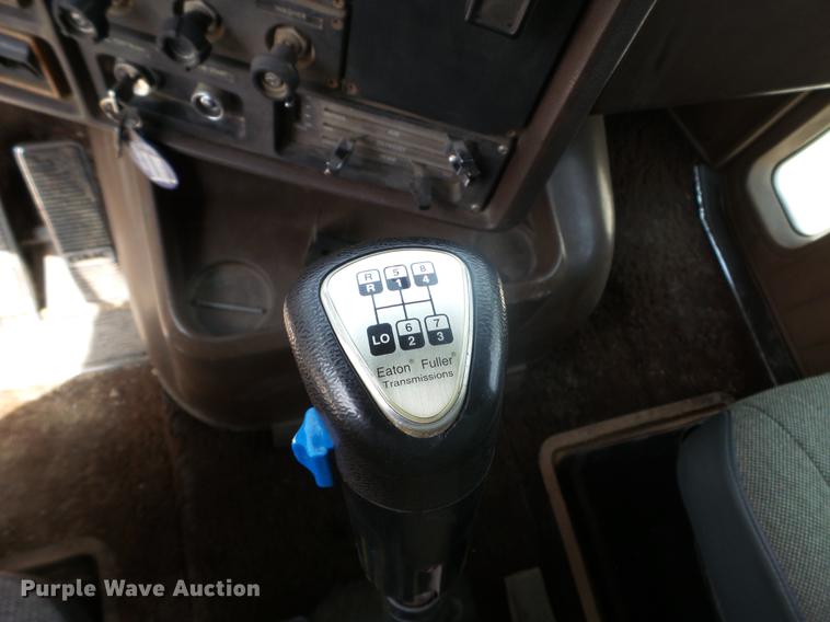 image for item DC4560 1979 GMC General dump truck