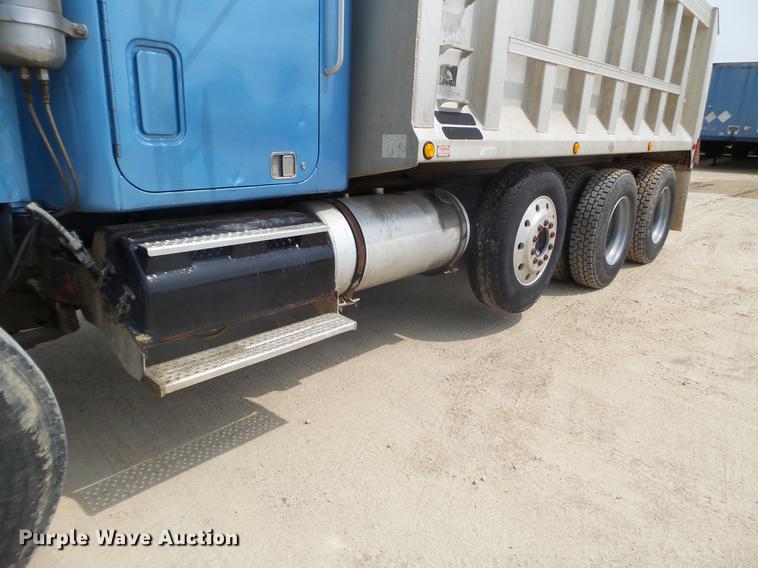 image for item DC4560 1979 GMC General dump truck