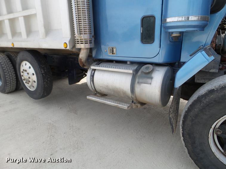 image for item DC4560 1979 GMC General dump truck