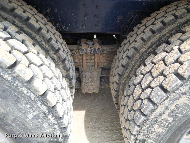 image for item DC4560 1979 GMC General dump truck