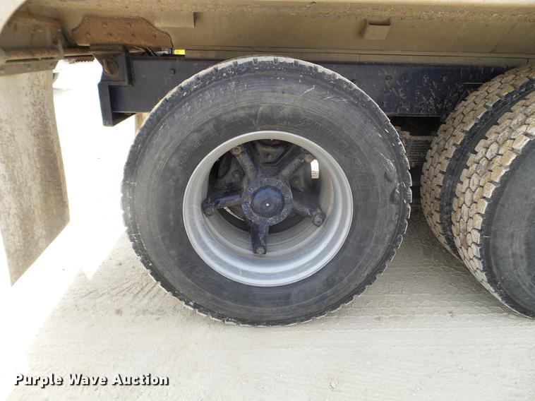 image for item DC4560 1979 GMC General dump truck