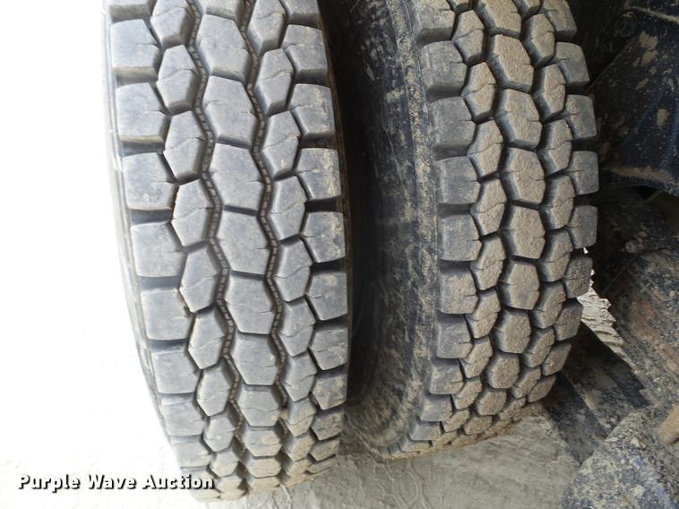 image for item DC4560 1979 GMC General dump truck