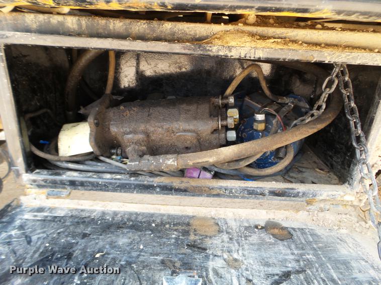 image for item DC4563 2008 GMC C4500 service truck