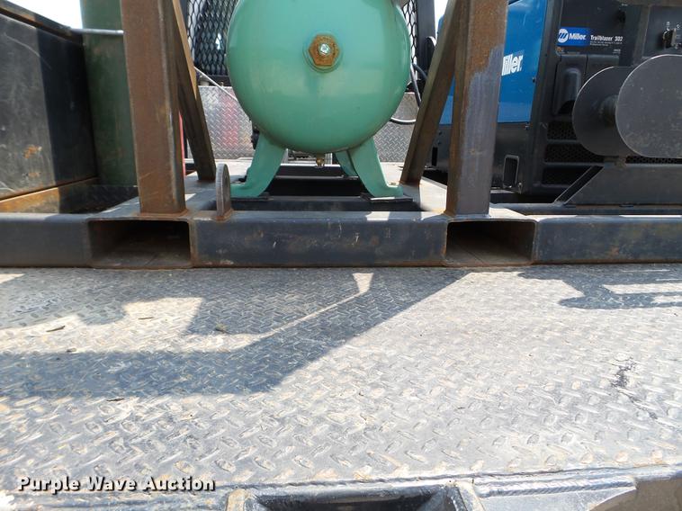 image for item DC4563 2008 GMC C4500 service truck