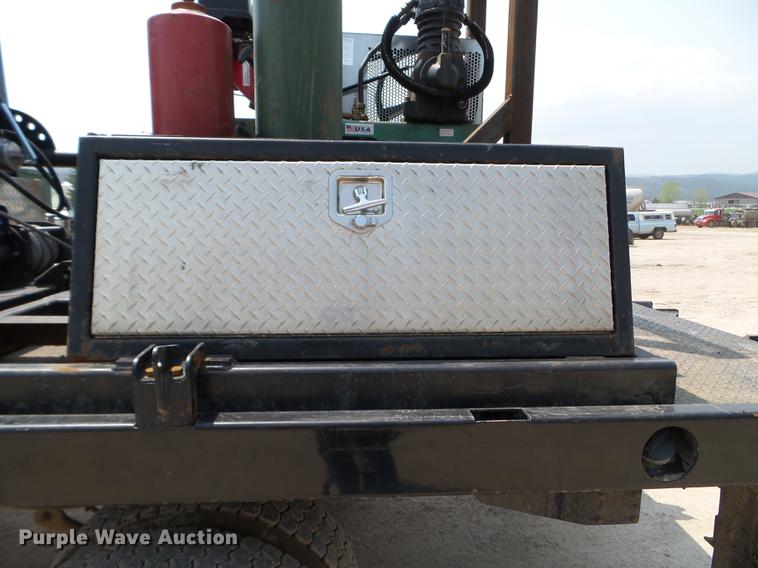 image for item DC4563 2008 GMC C4500 service truck